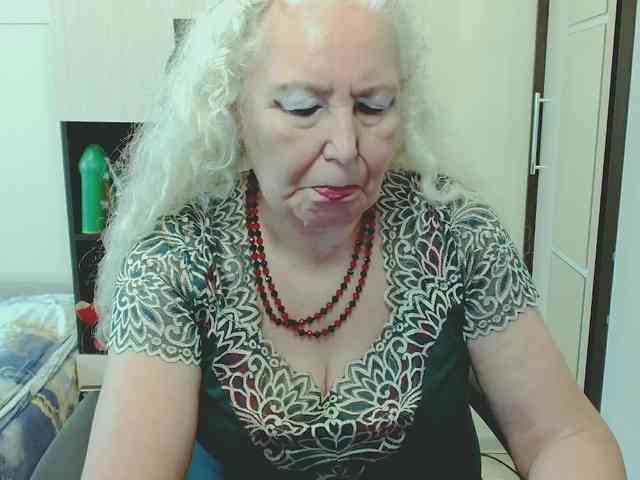Model: GrannyWants