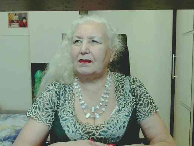 Model: GrannyWants