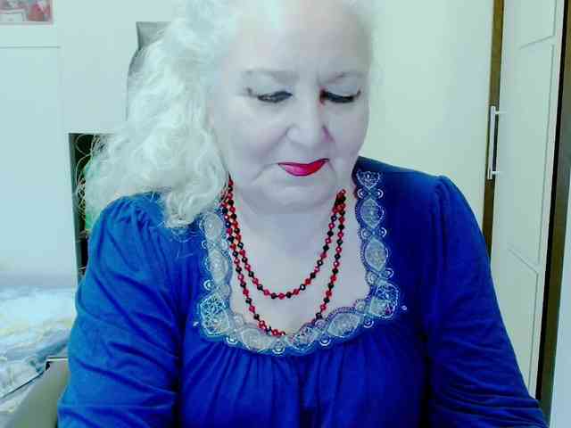 Model: GrannyWants