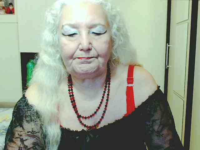 Model: GrannyWants