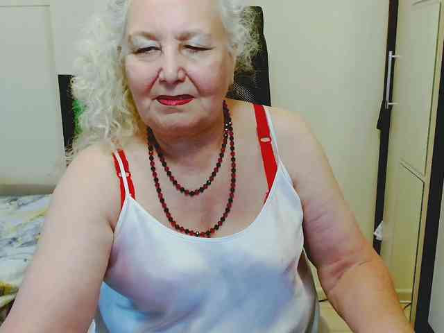 Model: GrannyWants