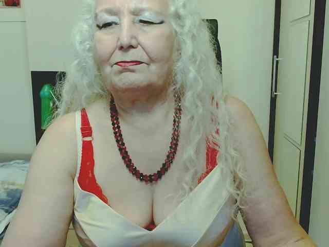 Model: GrannyWants