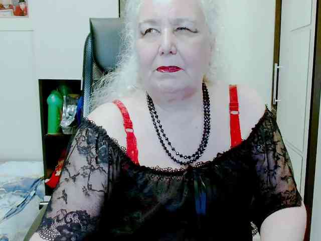 Model: GrannyWants