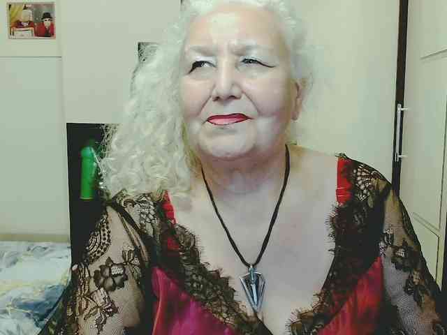 Model: GrannyWants