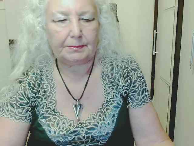 Model: GrannyWants
