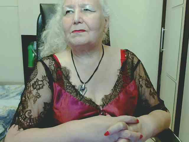 Model: GrannyWants