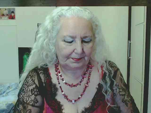 Model: GrannyWants