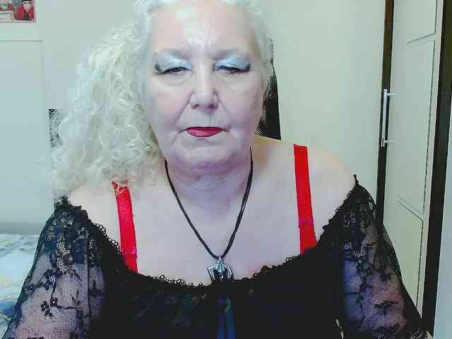 Model: GrannyWants