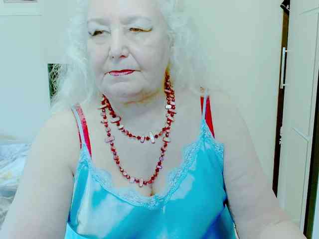 Model: GrannyWants