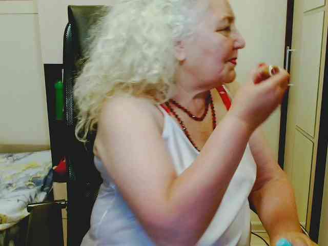GrannyWants webcam