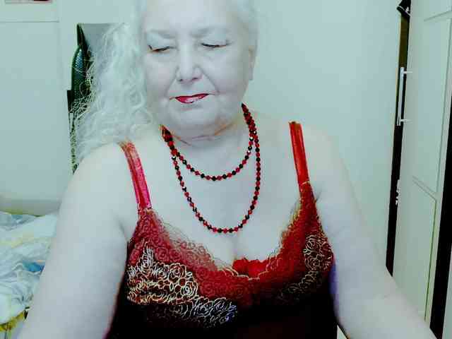 Model: GrannyWants