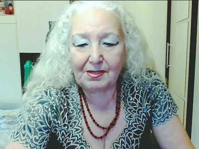 Model: GrannyWants