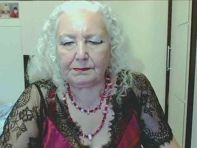 Model: GrannyWants