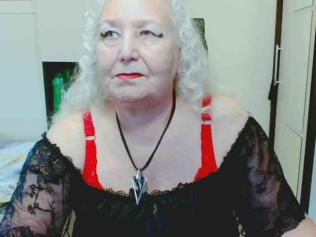 GrannyWants webcam