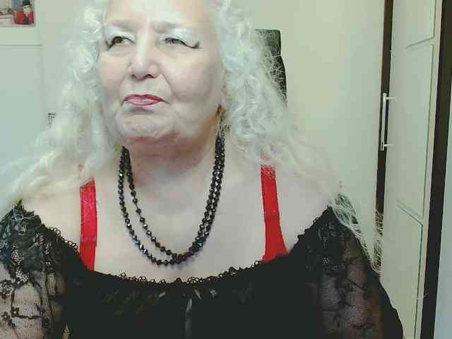 Model: GrannyWants