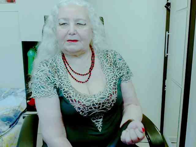 GrannyWants webcam