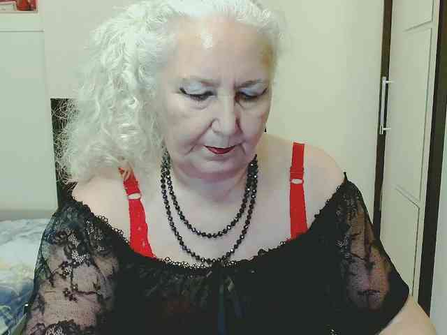 Model: GrannyWants