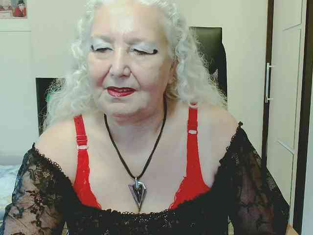 Model: GrannyWants