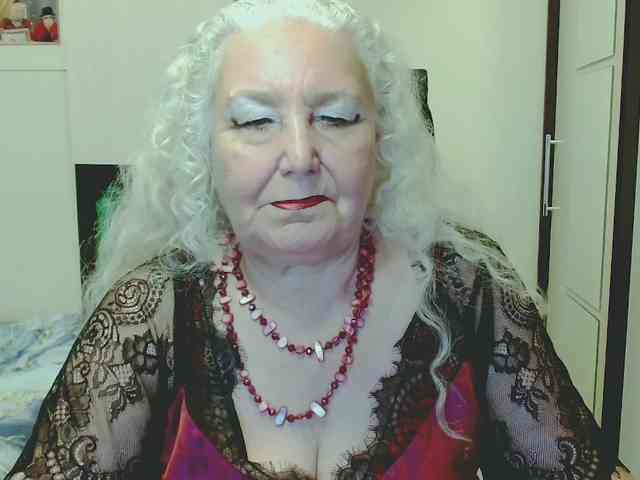 GrannyWants webcam