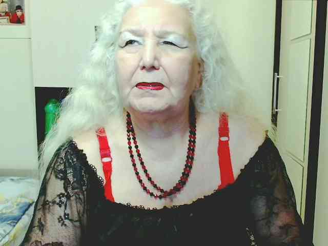 Model: GrannyWants