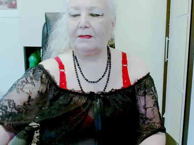 GrannyWants webcam