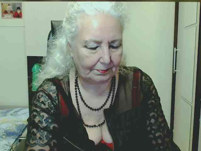 Model: GrannyWants