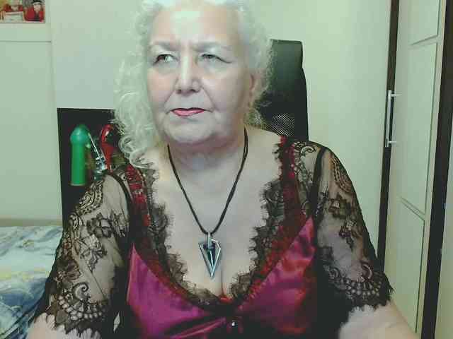 Model: GrannyWants