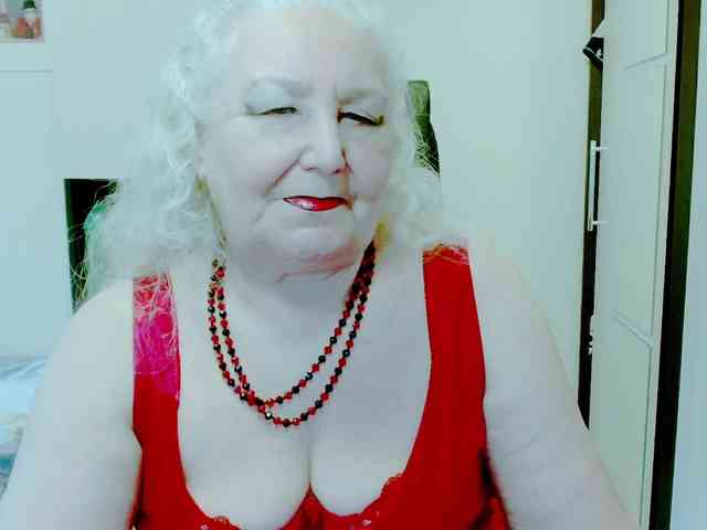 Model: GrannyWants