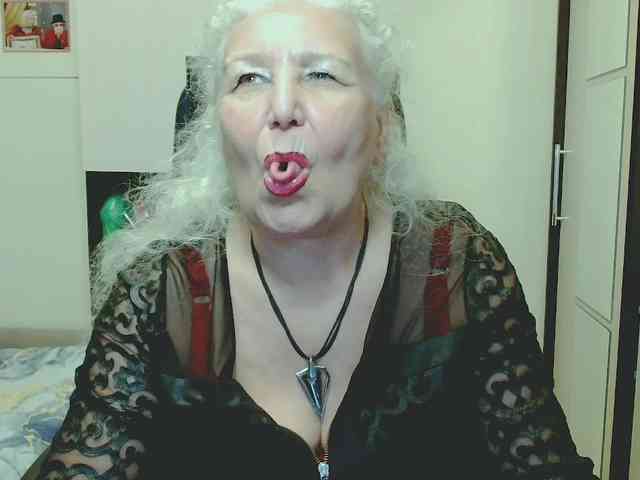 GrannyWants webcam