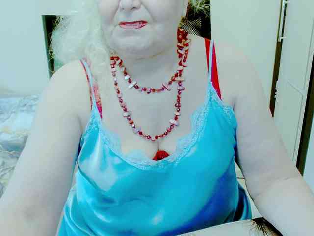 Model: GrannyWants