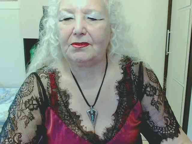 GrannyWants webcam