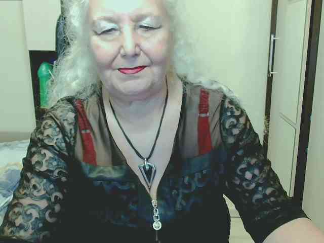 Model: GrannyWants