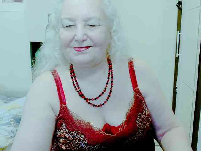 GrannyWants webcam