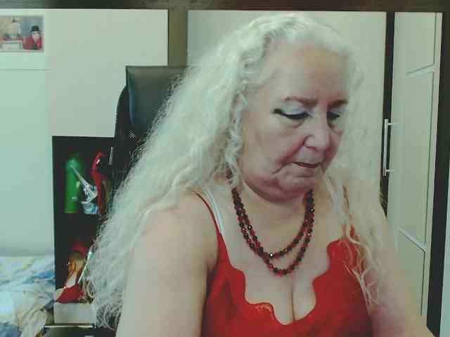 GrannyWants webcam