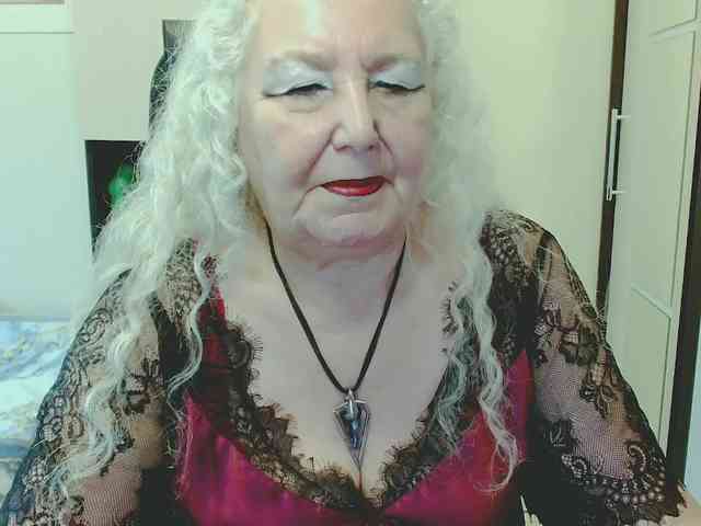 GrannyWants webcam