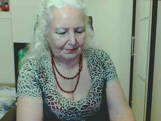 Model: GrannyWants