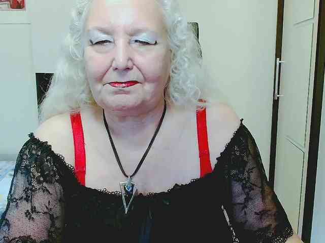 GrannyWants webcam
