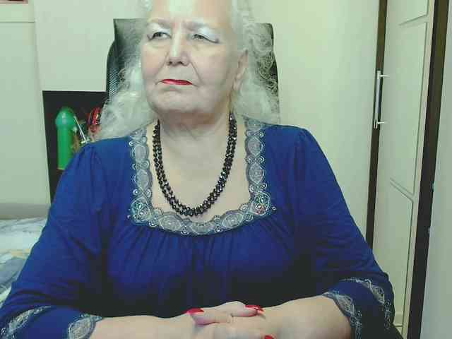 Model: GrannyWants