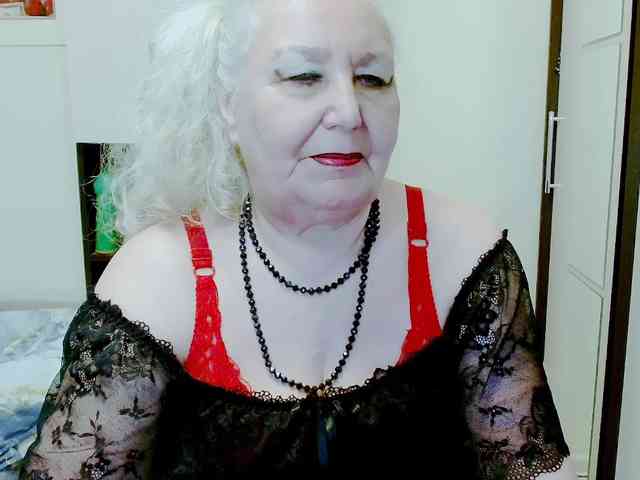 Model: GrannyWants