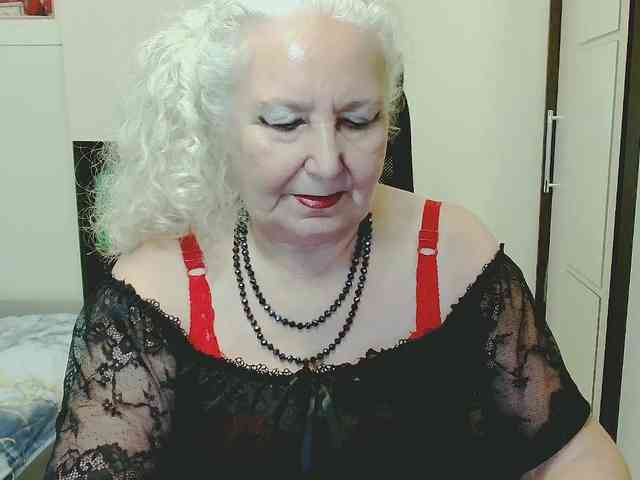 Model: GrannyWants