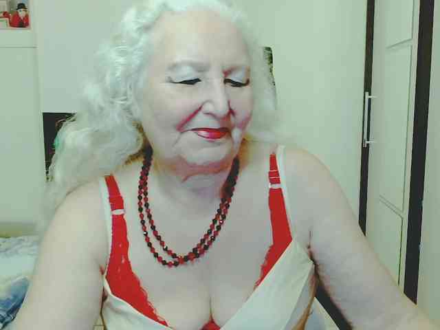 Model: GrannyWants