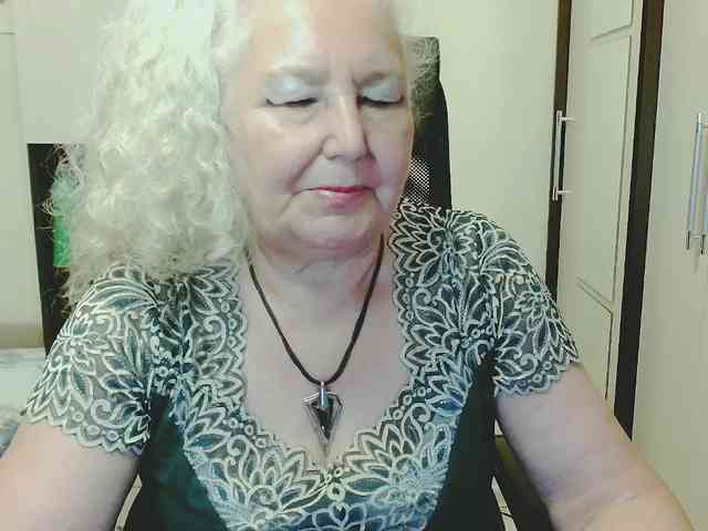 Model: GrannyWants