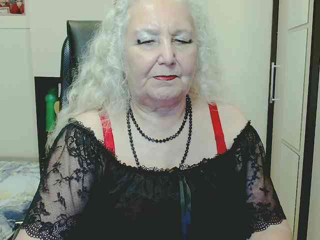Model: GrannyWants