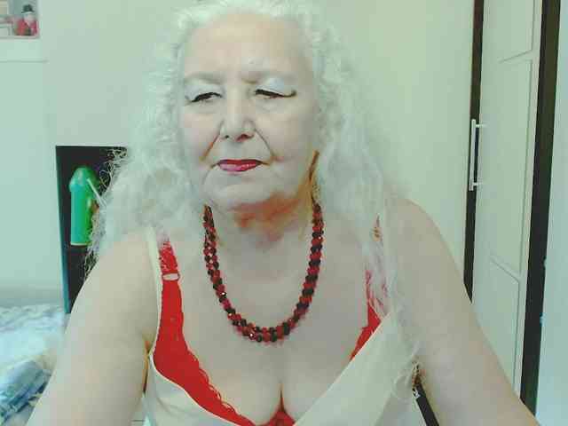 Model: GrannyWants