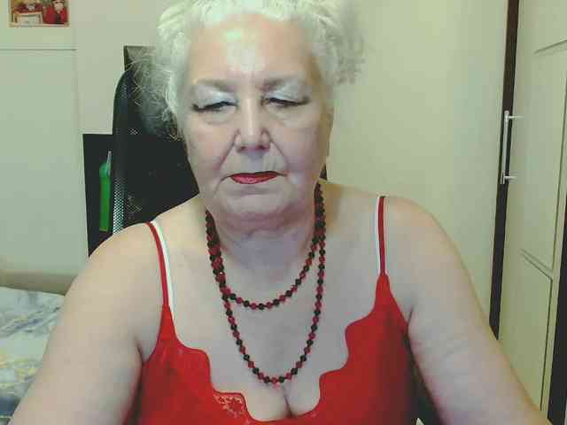 Model: GrannyWants