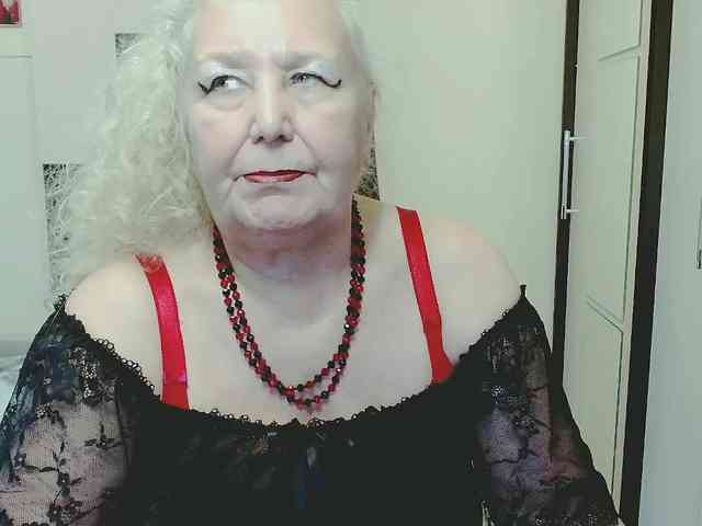 GrannyWants webcam