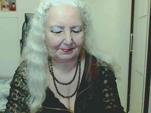 GrannyWants webcam