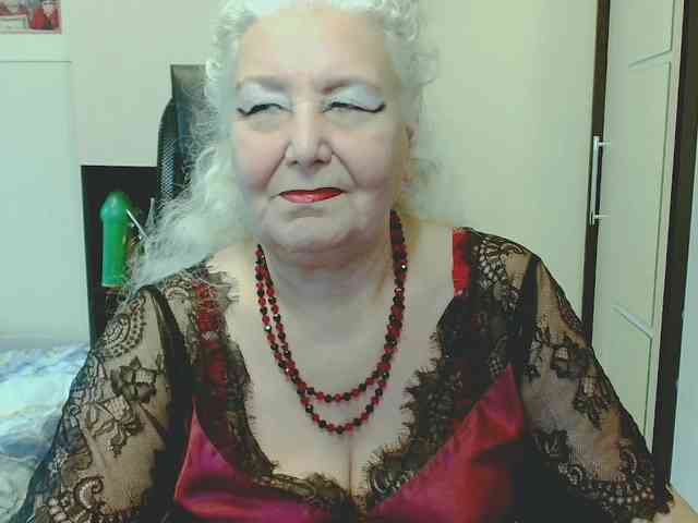 Model: GrannyWants