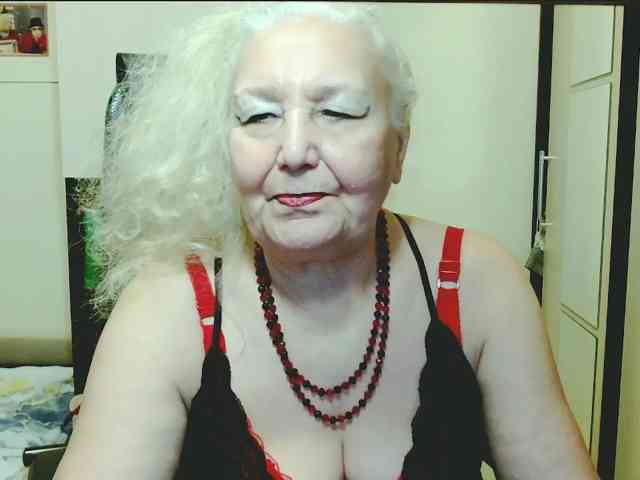 Model: GrannyWants