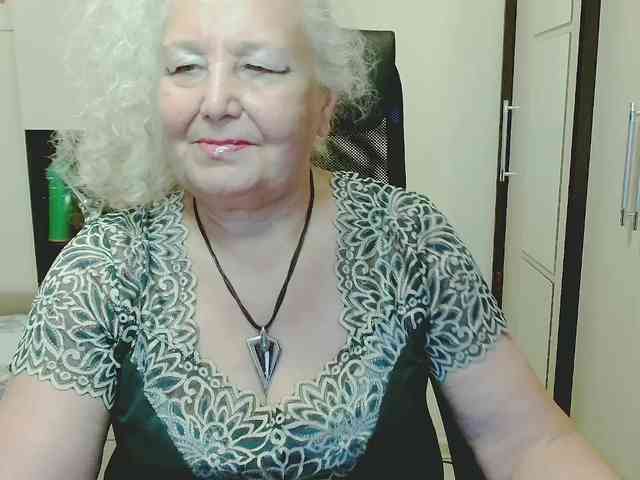 GrannyWants webcam